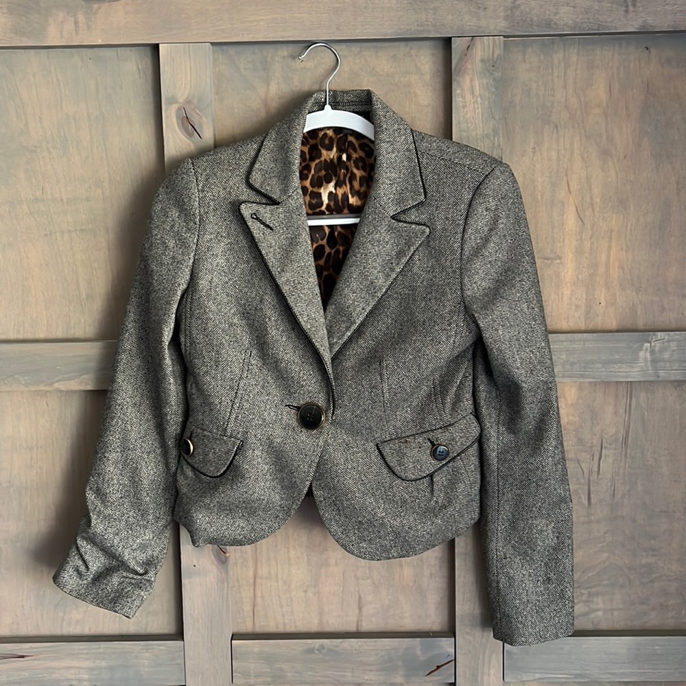 Tweed blazer size 8